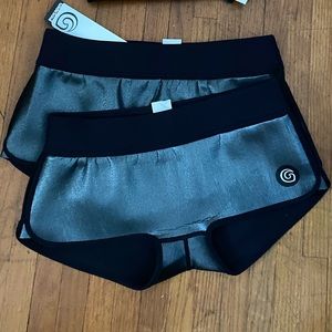 Signature Shorts With Reinforced Belt. Black pearl.